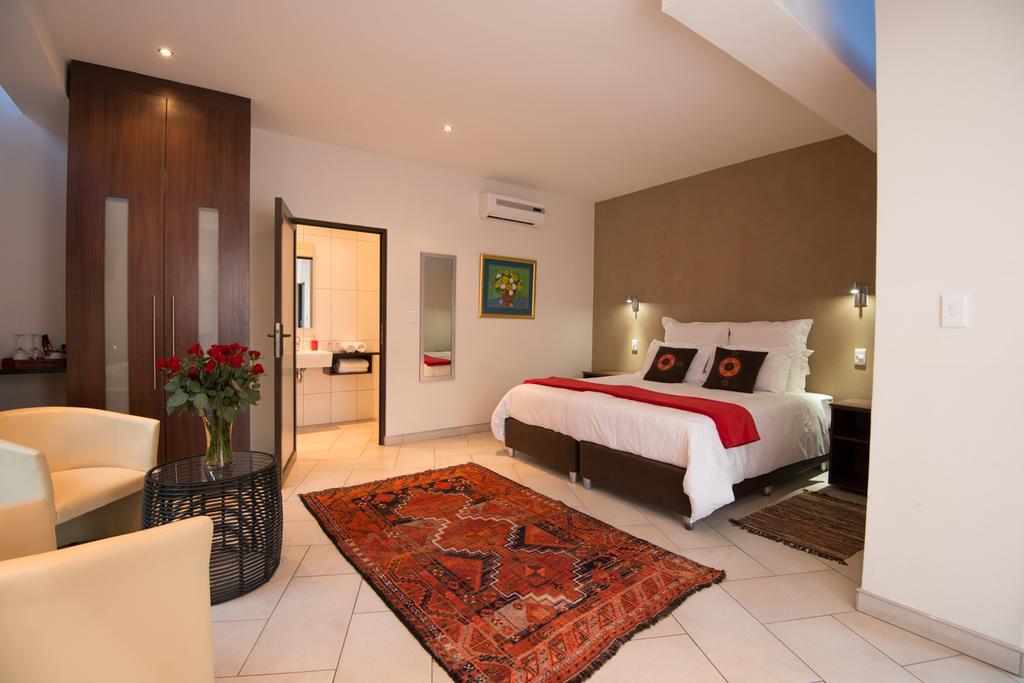 Montebello Guesthouse Windhoek Ruang foto