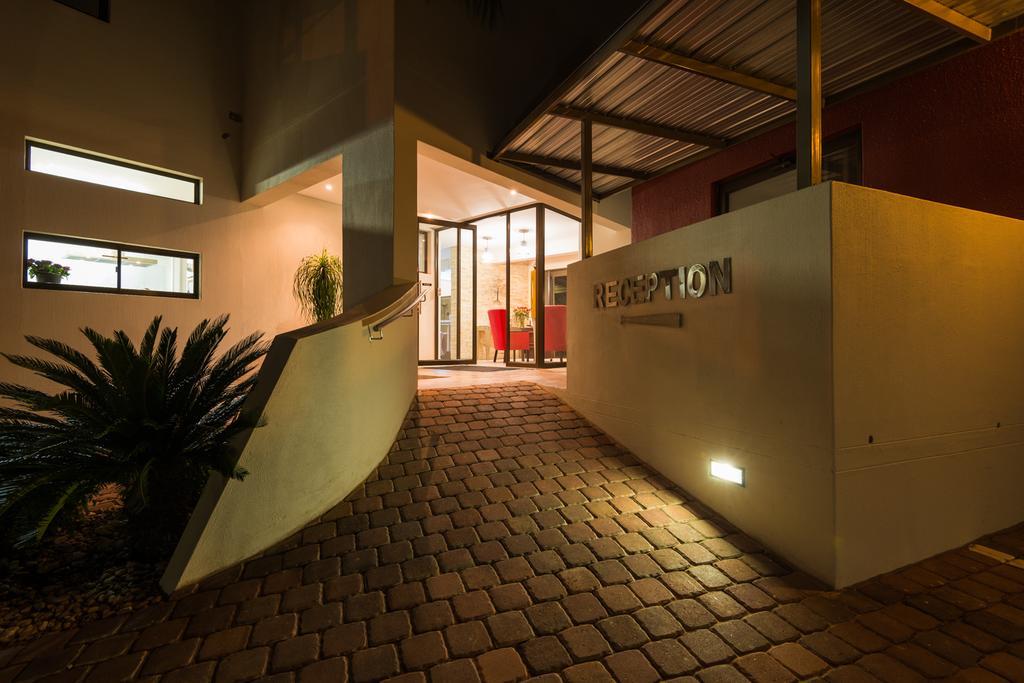 Montebello Guesthouse Windhoek Bagian luar foto