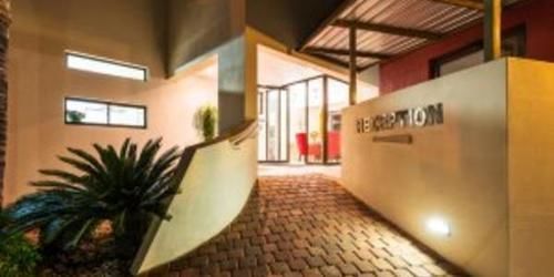 Montebello Guesthouse Windhoek Bagian luar foto