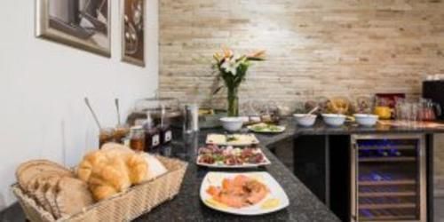 Montebello Guesthouse Windhoek Bagian luar foto